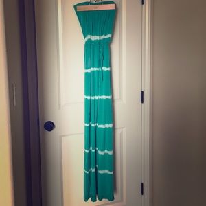 Cute teal/white strapless maxi dress